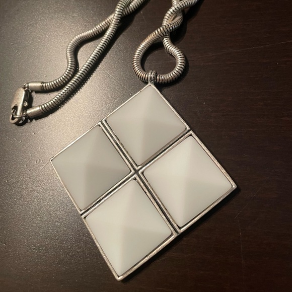 Tory Burch necklace. New! Never worn. - Picture 3 of 4